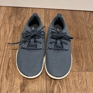 Kids Allbirds size Y3